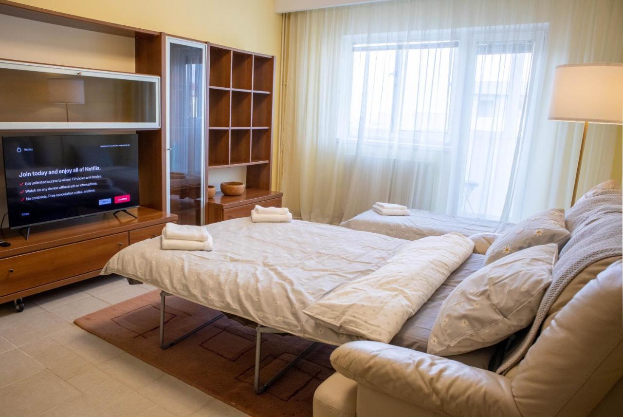 Oak Apartment - Piata Victoriei Bucharest Exterior photo